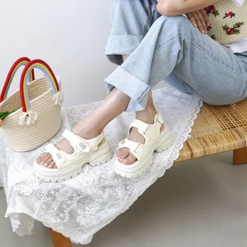 강력추천 24SS 마틀라세 쿠션 샌들 베스트8